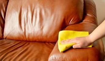 Jak správně vyčistit sedačku: kompletní návod pro domácí čištění i prevenci