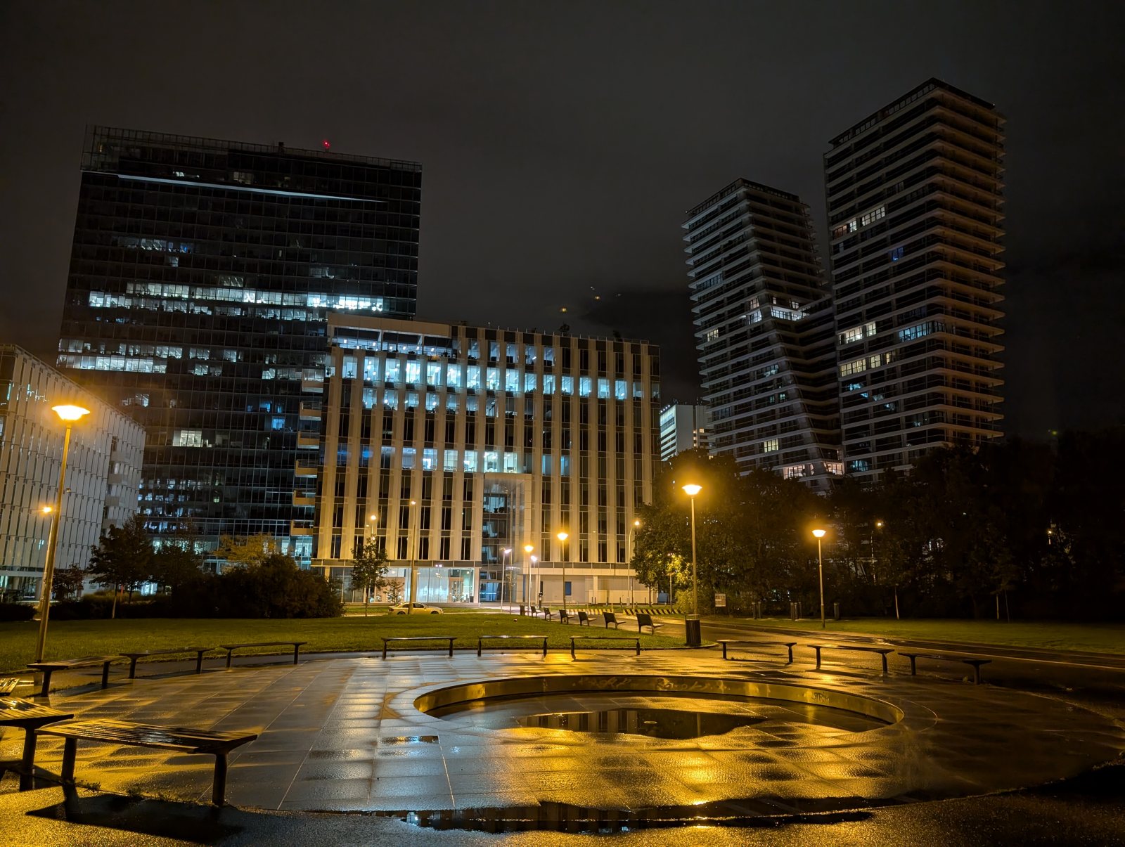 Administrativní a obytné budovy na Pankráci v Praze 4